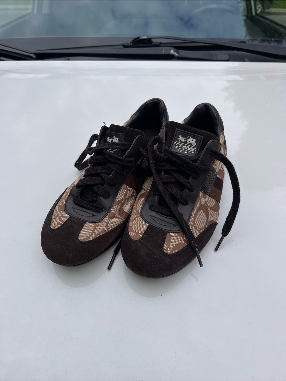 Coach unisexe Brown Signature Canvas Sneakers with Dark Brown Suede Trim